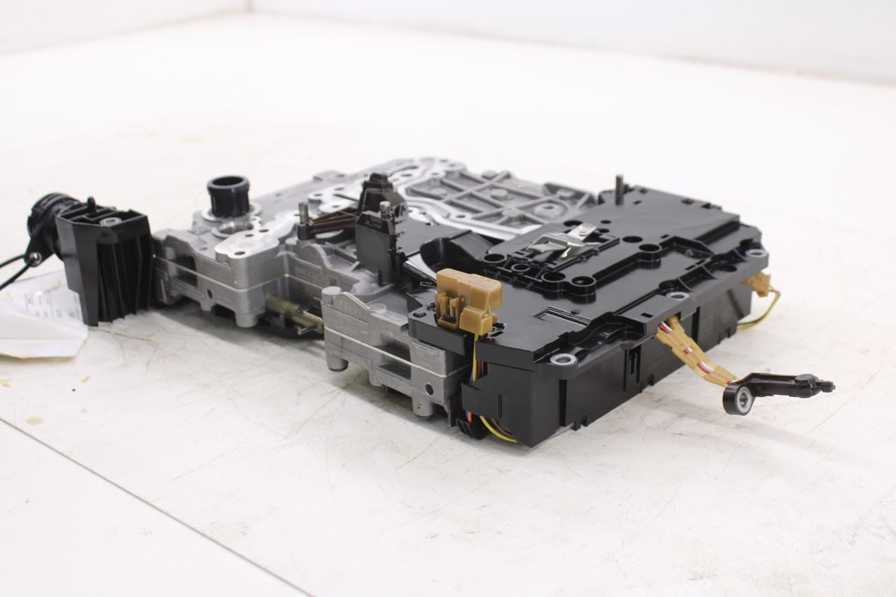 18-20 Audi S5 3.0L AWD 8-Spd Auto Transmission Valve Body w/ Hydraulic Pump 32K15