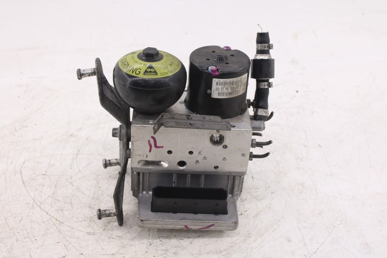 2004-2006 Mercedes-Benz E500 5.0L ABS Anti Lock Brake Pump Control Module OEM13