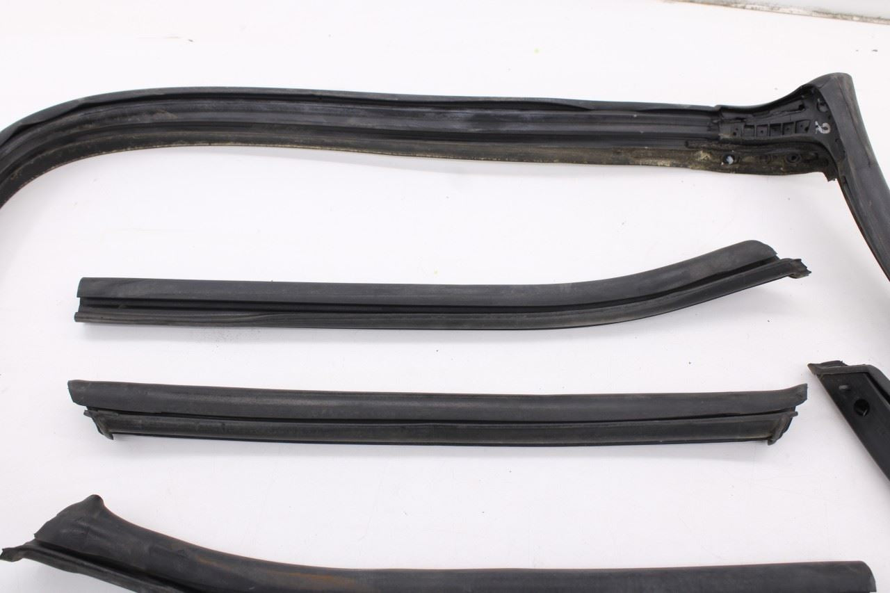 05-14 Ford Mustang Conv V6 Convertible Top Weatherstrip Seal Kit AR3Z-7603110-A - Alshned Auto Parts