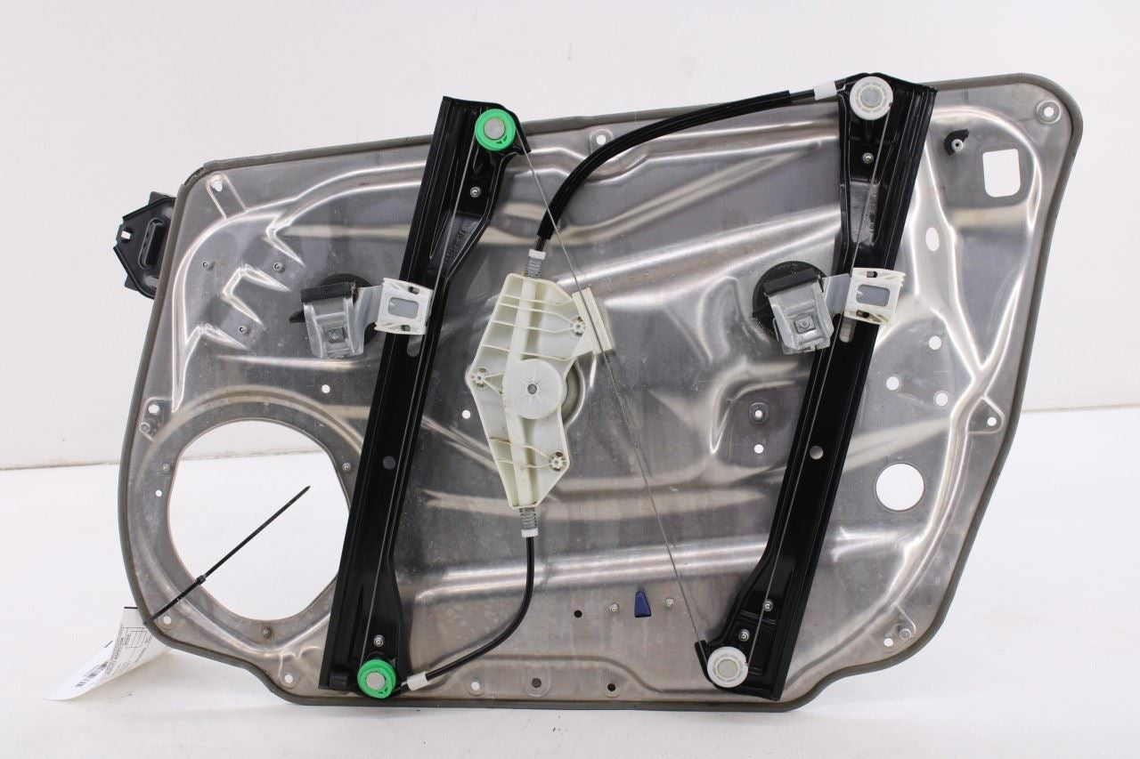 2010-16 Mercedes-Benz E 350 Luxury 4Matic FR LH Door Window Regulator w/ Carrier10
