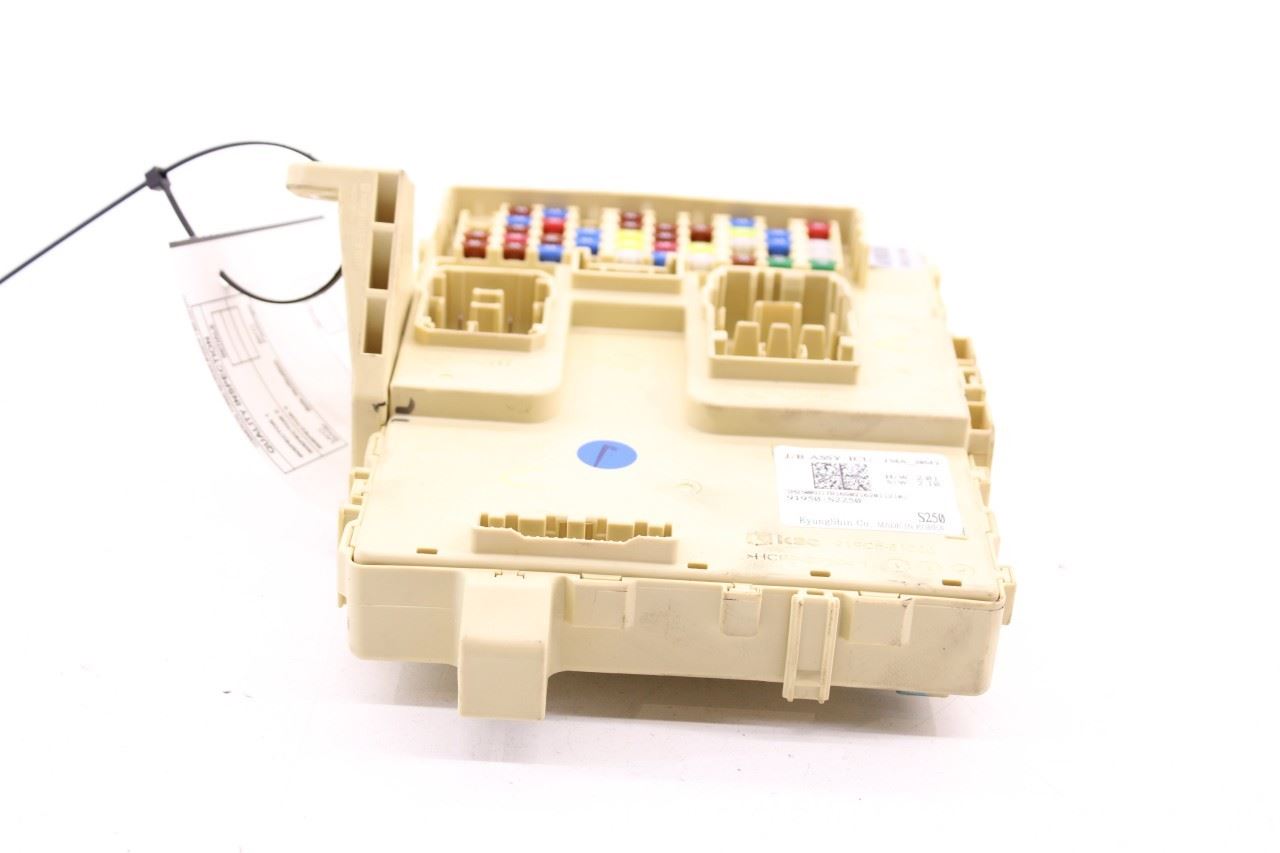19-20 Hyundai Santa Fe SEL 2.4L Cabin Instrument Panel Fuse Relay Junction Block - Alshned Auto Parts