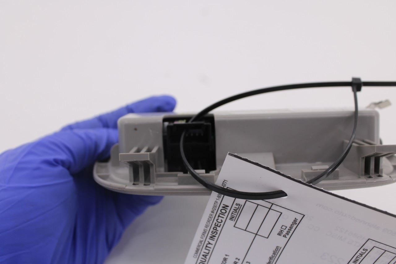 19-23 Hyundai Santa Fe SEL Inner Rear Roof Occupant Alert Sensor 95740-S1400-YGE9