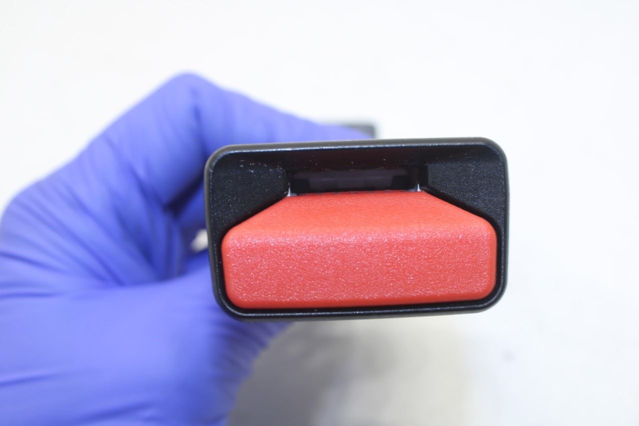 2017-21 Maserati Ghibli Rear RH and LH Side Center 2nd Row Seat Belt Buckle Set - Alshned Auto Parts