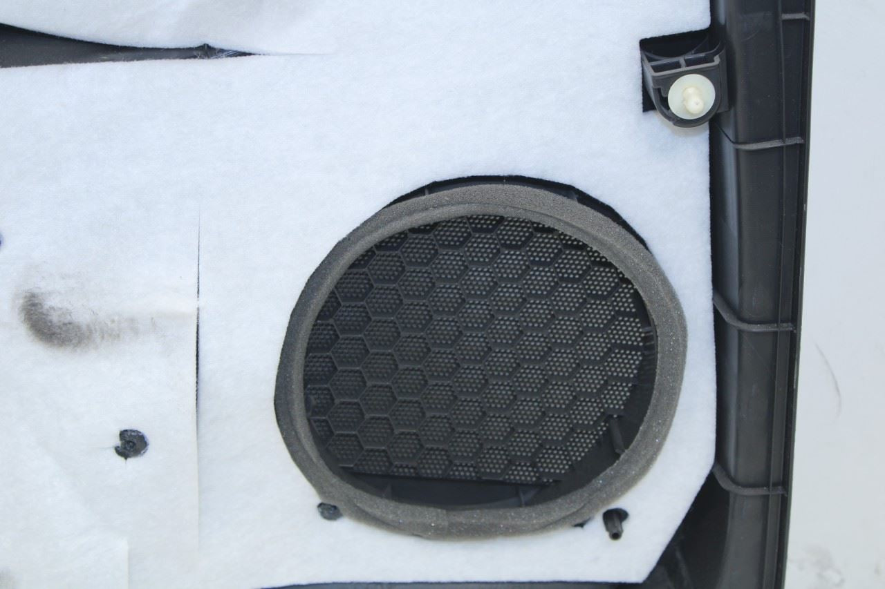 2015-2019 Nissan Murano Platinum Rear Right Side Door Trim Panel 82900-5AA2D OEM - Alshned Auto Parts