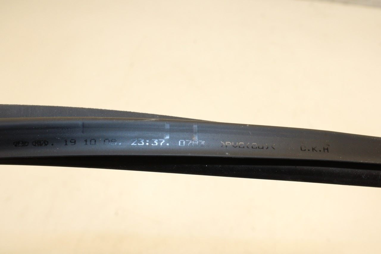 2016-20 Hyundai Elantra Front Left Door Run Channel w/ Belt Molding Weatherstrip - Alshned Auto Parts