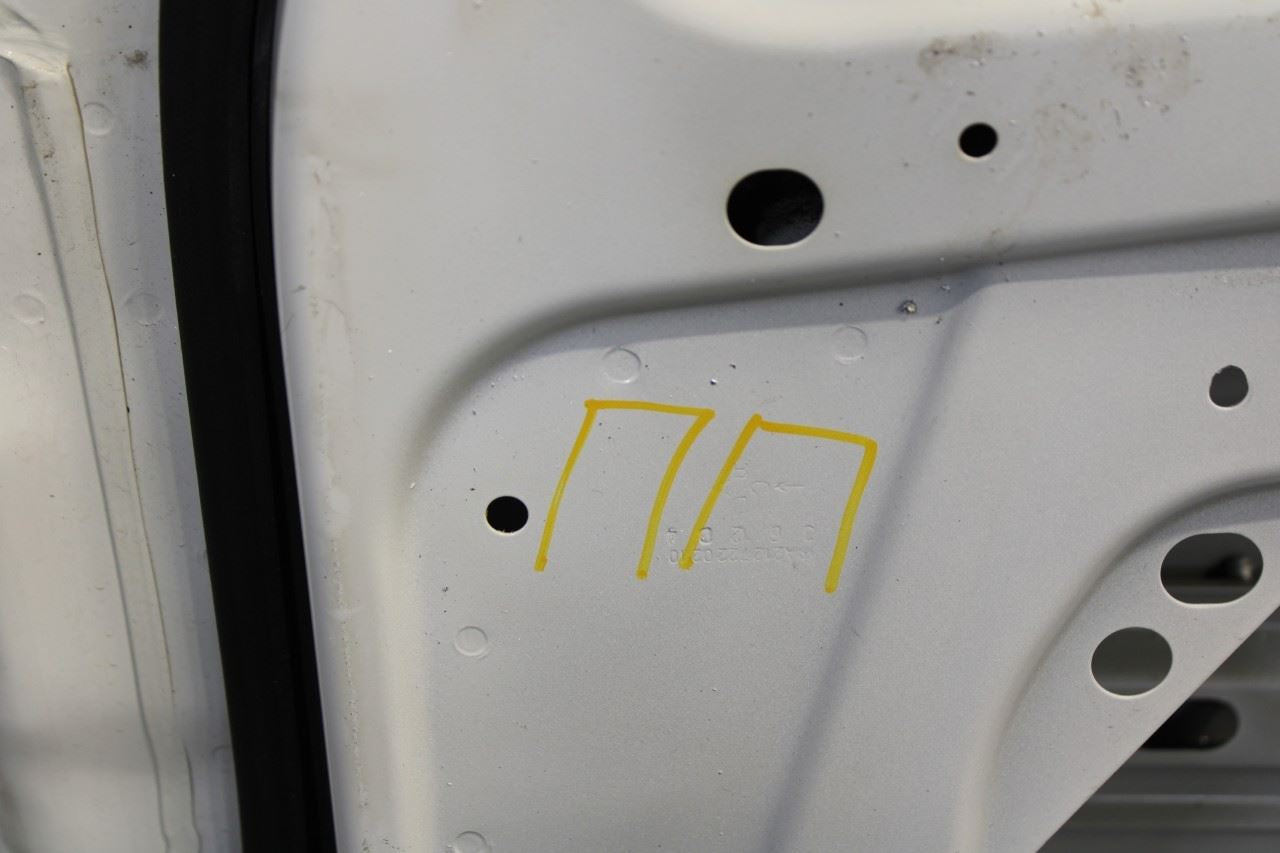 10-16 Mercedes-Benz E350 Sport 4Matic Front Right Door Shell Panel 212-720-02-05 - Alshned Auto Parts