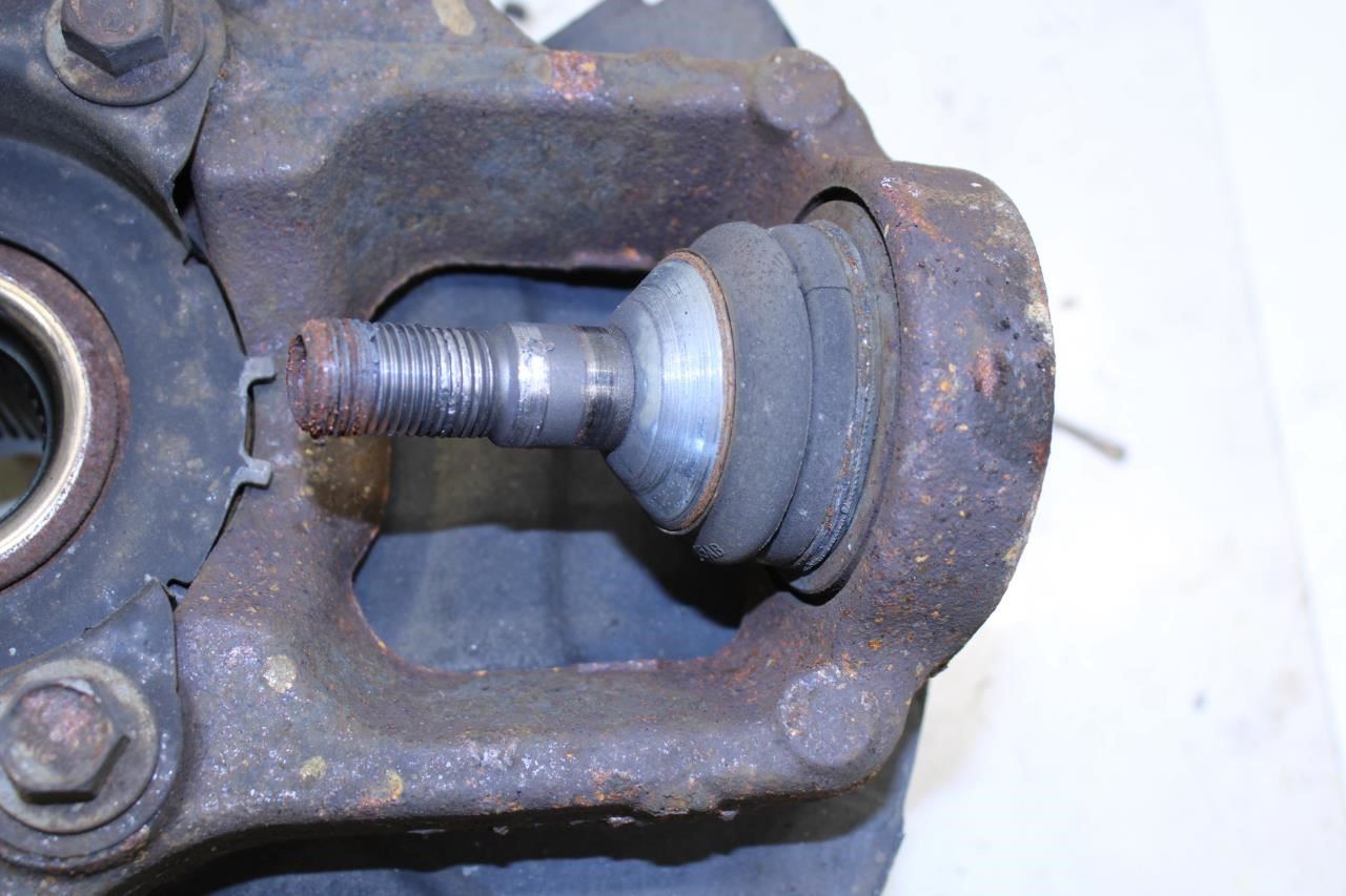 2011-2015 Jeep Grand Cherokee Limited Front Right Spindle Knuckle Hub 68022628AD - Alshned Auto Parts