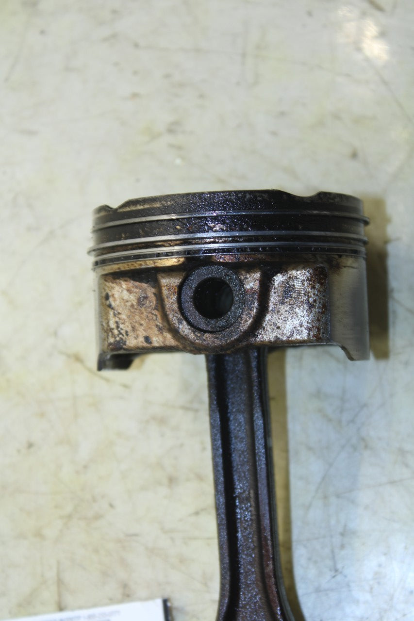 11-17 Hyundai Veloster 1.6L FWD Engine Piston No 4 w/ Connecting Rod 23041-2B620 - Alshned Auto Parts