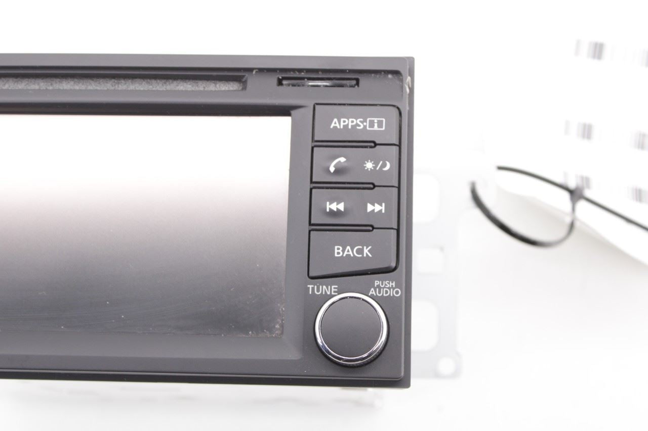 16-19 Nissan Sentra SL Navi Radio Faceplate Control w/ Receiver and 5.8 Display - Alshned Auto Parts