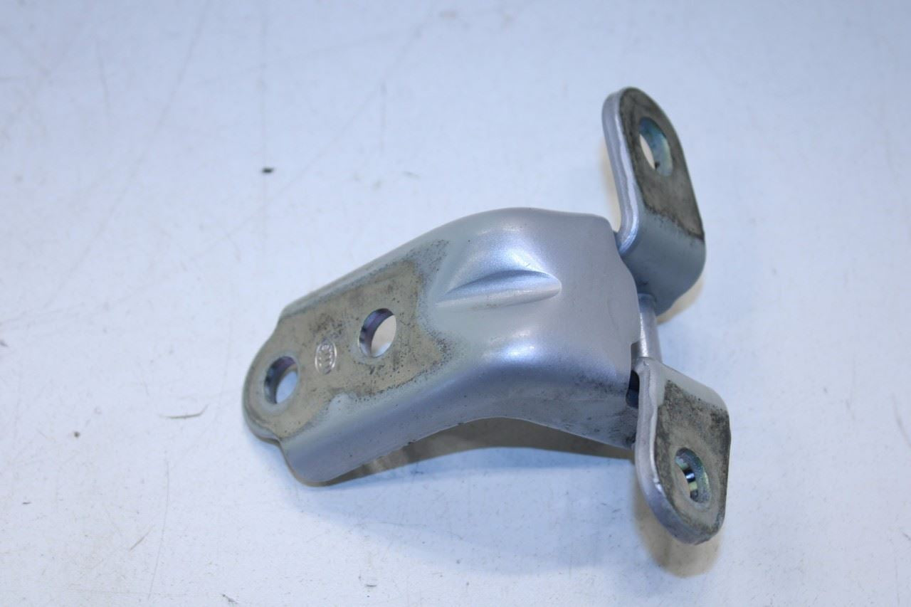 2020-2025 KIA Soul LX Rear Right Passenger Side Door Hinge Upper and Lower Pair - Alshned Auto Parts