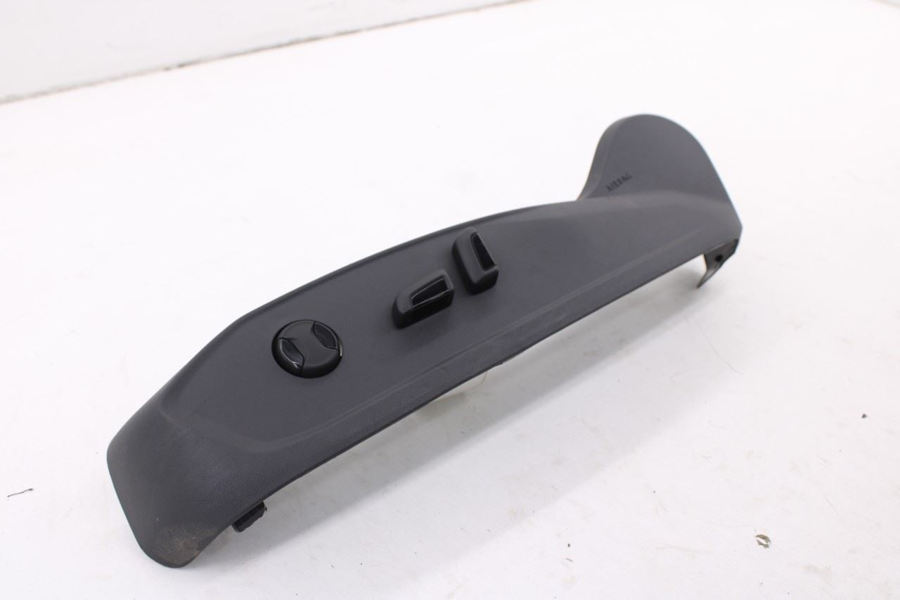 2019-2026 Volkswagen Jetta SE Front Left Power Seat Control Switch 17A-959-7472
