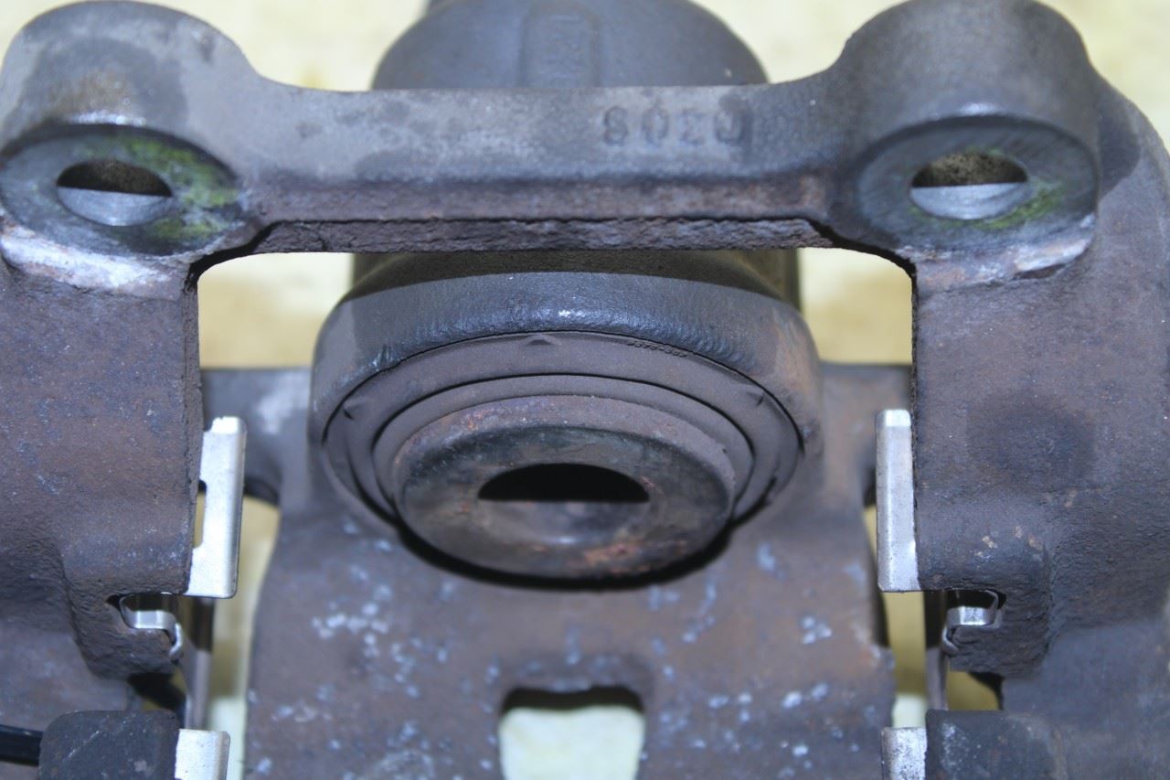 2011-2020 Dodge Challenger SXT Rear Right Side Brake Disc Caliper 5142562AB OEM - Alshned Auto Parts