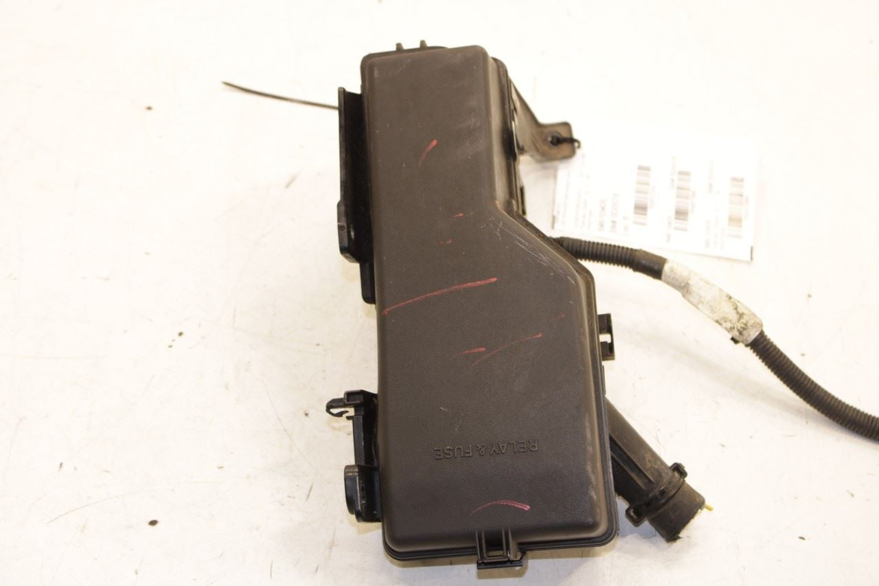 07-11 Toyota Camry LE 2.5L Engine Bay Fuse Relay Junction Block 82720-06091 OEM - Alshned Auto Parts