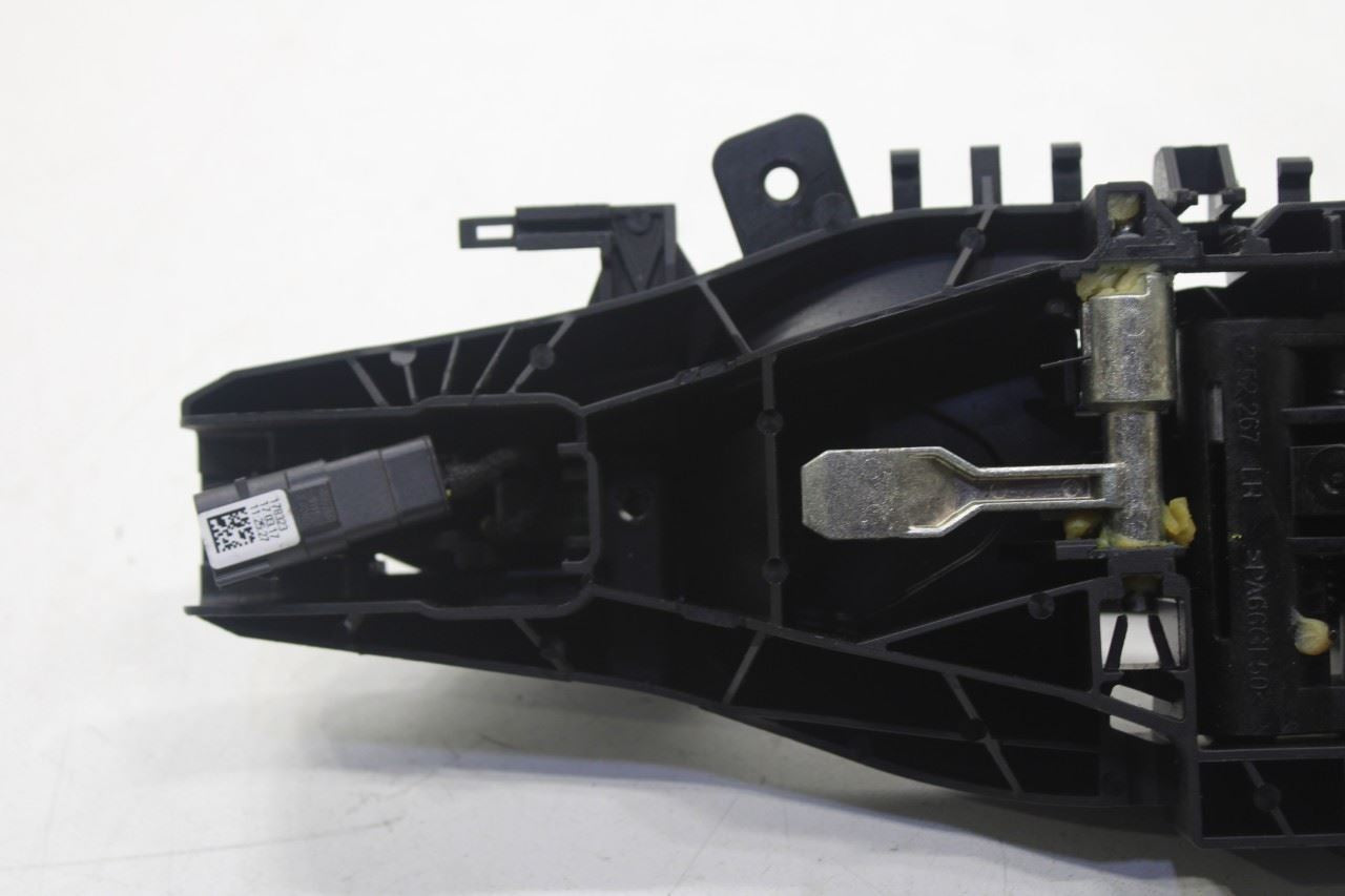 2017-22 Alfa Romeo Giulia Ti AWD 2.0L Rear Driver Left Side Door Exterior Handle - Alshned Auto Parts