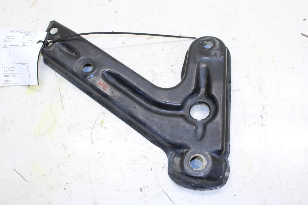11-21 Jeep Grand Cherokee Limited Front Right Crossmember Bracket 52124642AB OEM - Alshned Auto Parts