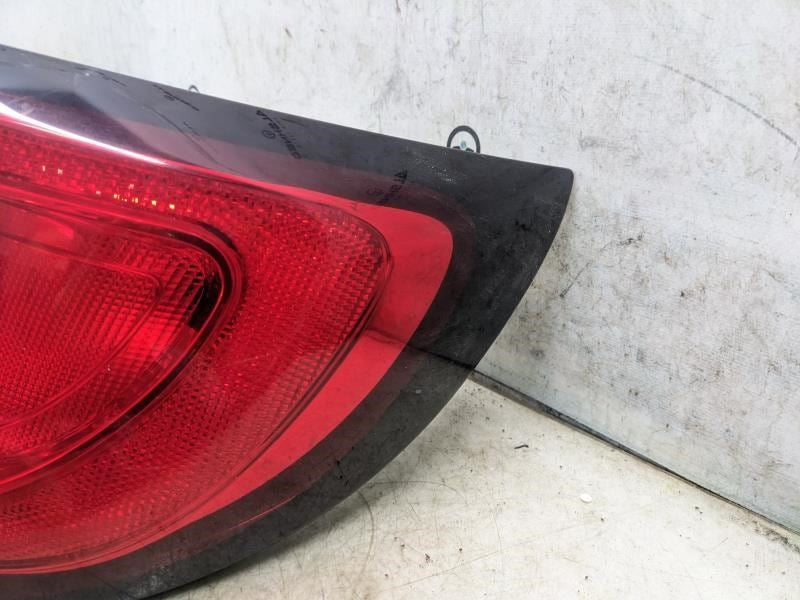 17-24 Chrysler Pacifica Right Passenger Taillight Lamp Quarter Panel 68229028AA - Alshned Auto Parts