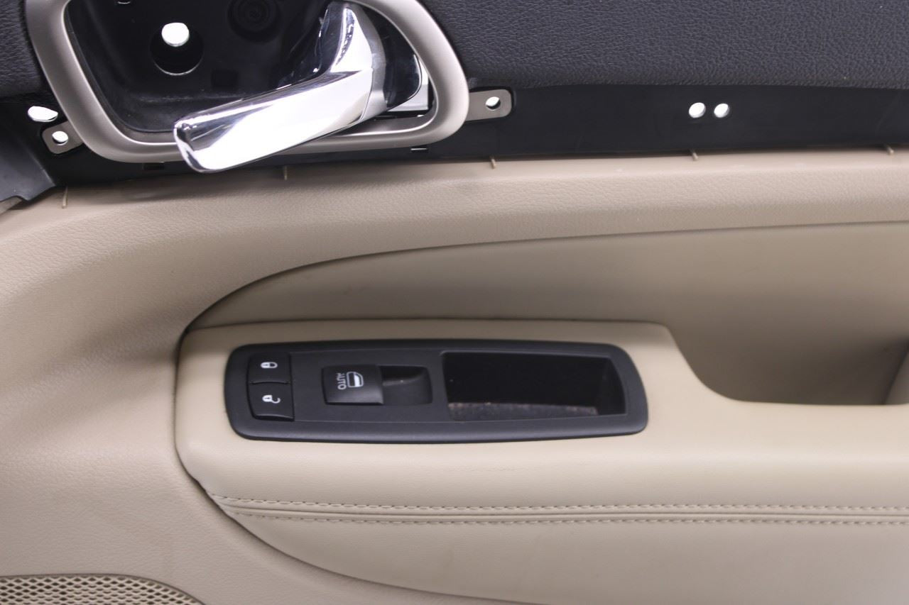 2014-17 Jeep Grand Cherokee Limited Front Right Side Door Trim Panel 5LL742L1AB - Alshned Auto Parts
