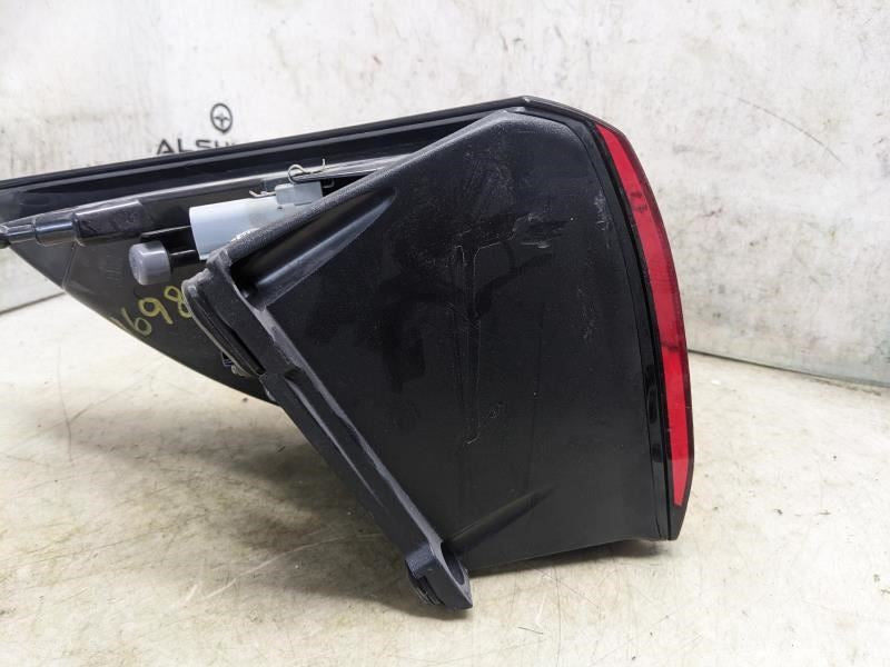 17-24 Chrysler Pacifica Right Passenger Taillight Lamp Quarter Panel 68229028AA - Alshned Auto Parts