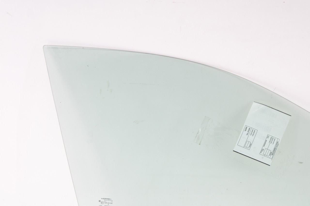 2015-2023 Jeep Cherokee Limited Front Right Door Window Glass 68104584AC OEM - Alshned Auto Parts
