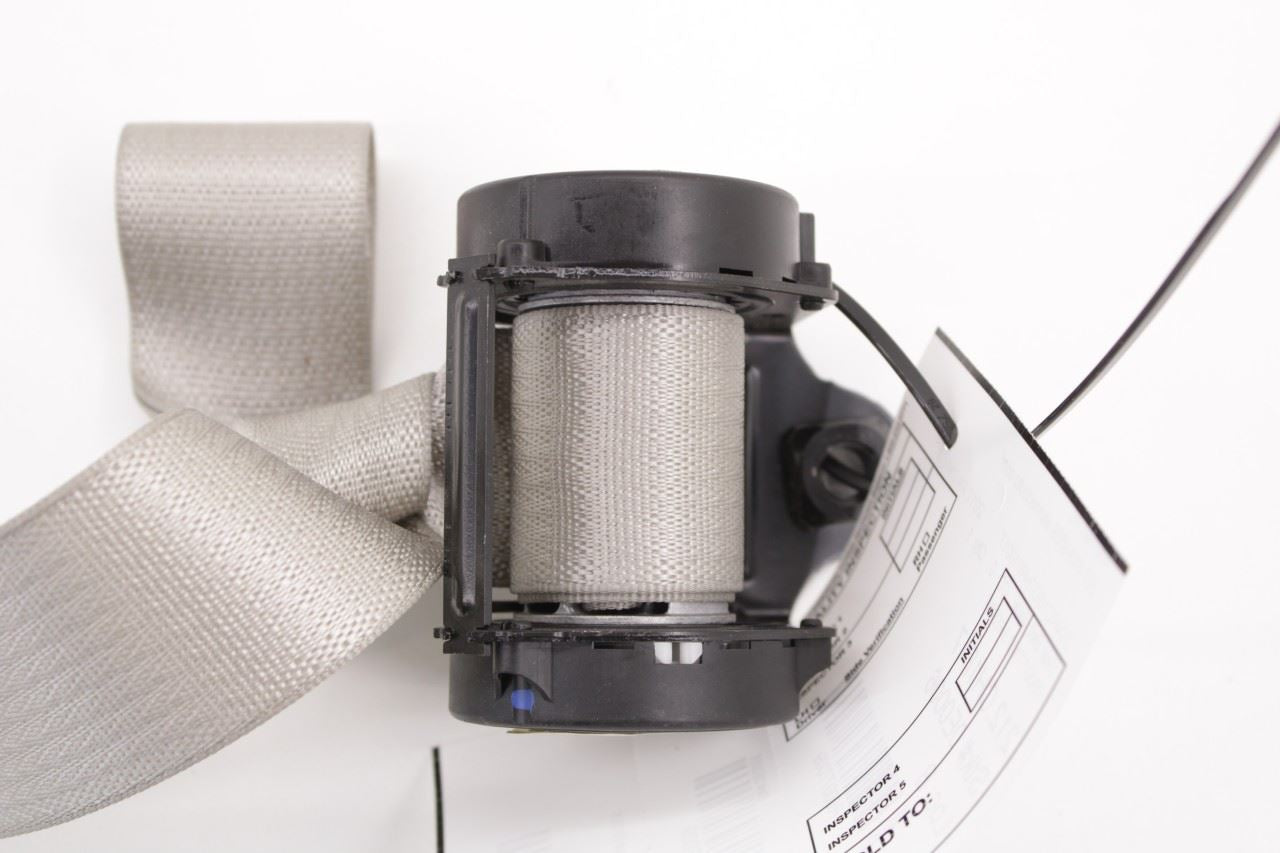 17-20 Chrysler Pacifica Limited 3.6L Rear Right Side 3rd Row Seat Belt Retractor - Alshned Auto Parts