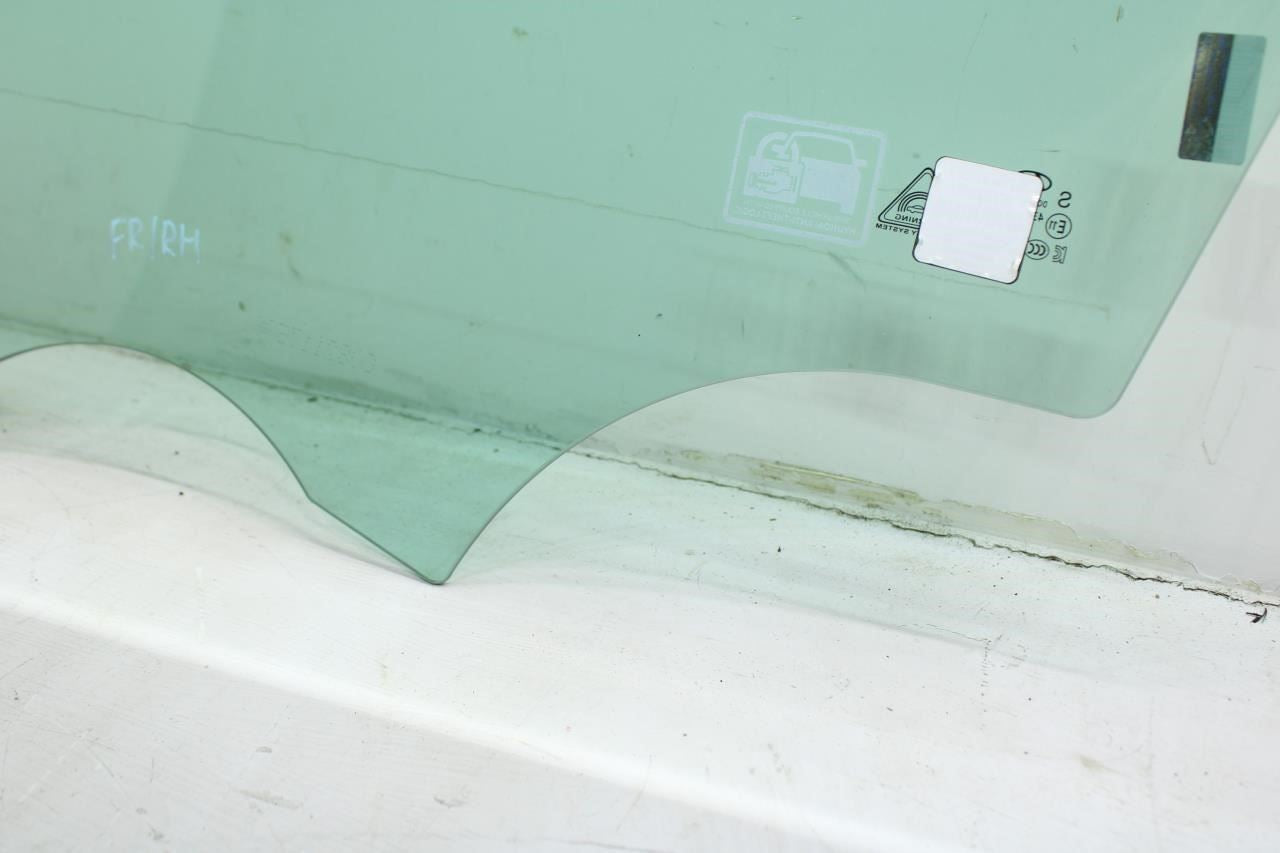 2019-2023 Hyundai Santa Fe Front Right Side Door Window Glass 82421-S2000 OEM - Alshned Auto Parts