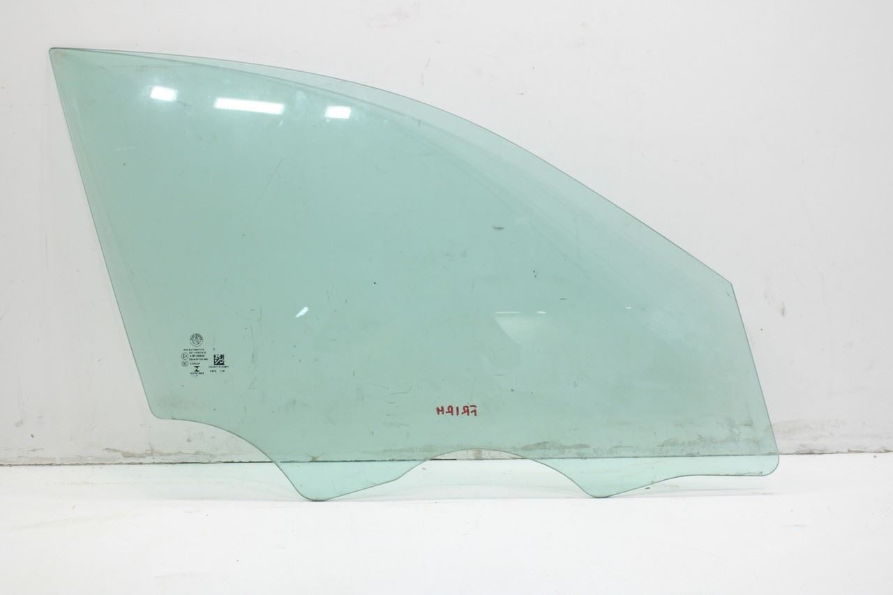 2017-2019 Alfa Romeo Giulia Ti AWD 2.0L Front Right Door Window Glass R65897 - Alshned Auto Parts