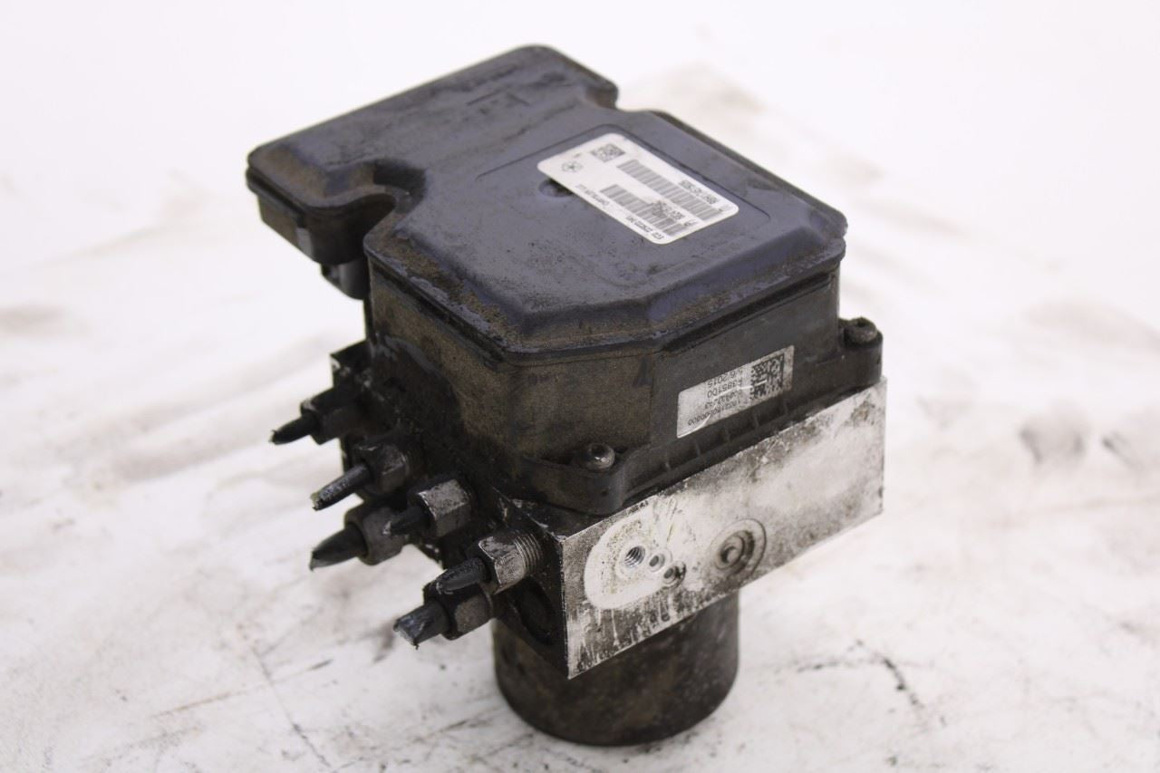 14-15 Dodge Durango SXT 3.6L ABS Anti Lock Brake Pump Control Module 68241676AC6