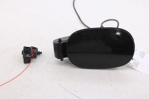 11-2018 Porsche Cayenne S Fuel Tank Filler Housing Door Lid Cover 1H0-010-092-Q