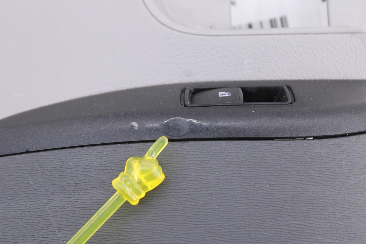 15-17 Toyota Sienna LE Rear Left Slide Door Trim Panel w Sunshade 67063-08220-B0 - Alshned Auto Parts