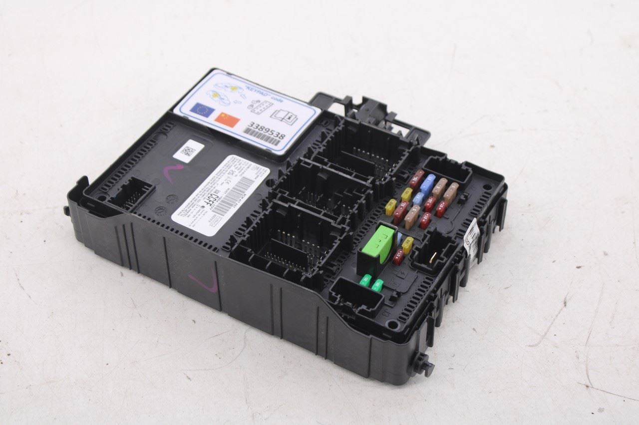 23-26 Ford Escape ST-Line 1.5L Body Control Module Fuse Relay Box NU5T-15604-CC - Alshned Auto Parts