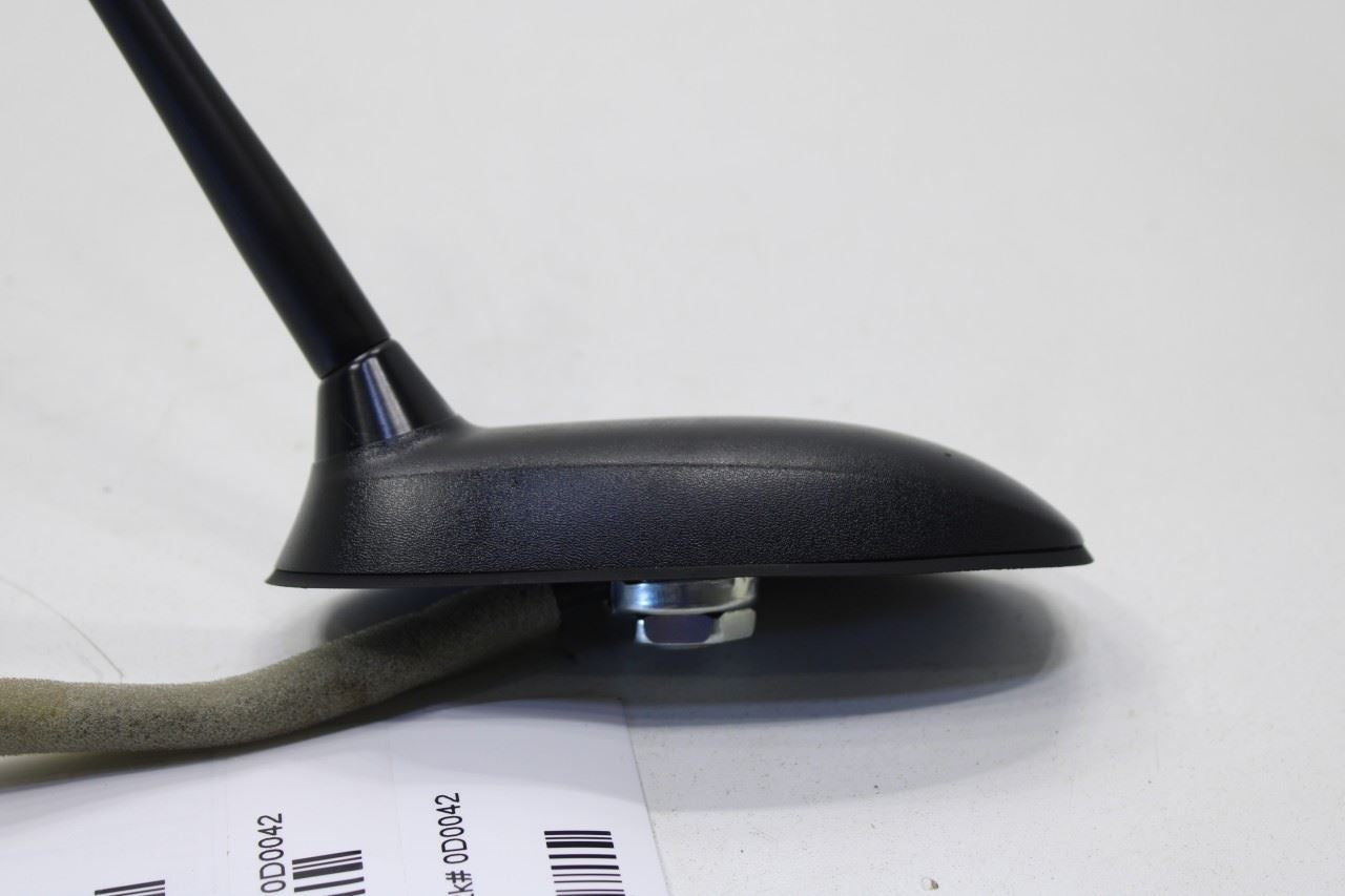 2020-2022 Nissan Rogue Sport SL AWD Roof Mounted Radio Antenna 28208-6MR0B OEM - Alshned Auto Parts