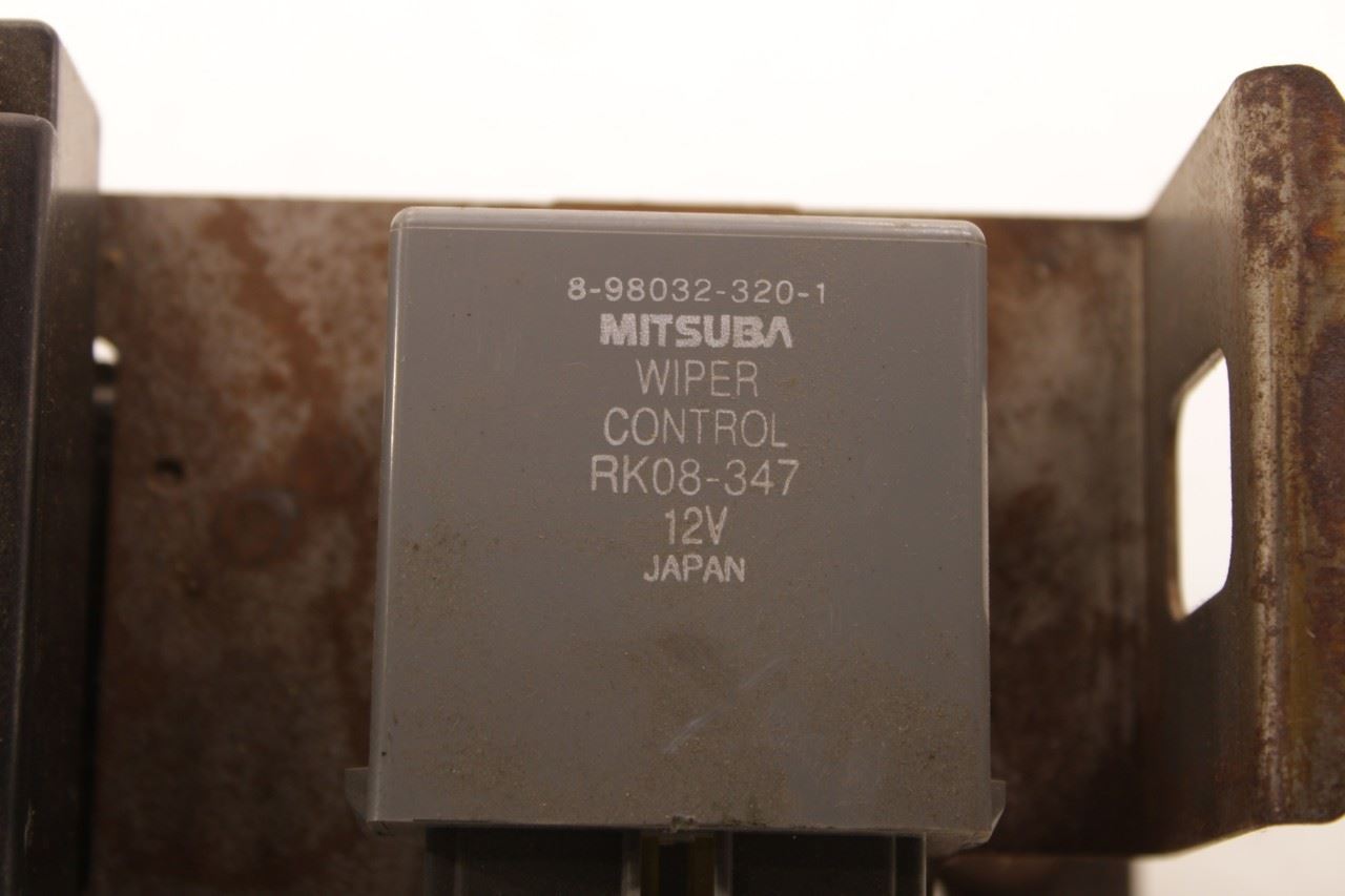 12-20 Isuzu NPR HD Day Time Running Light Wiper and Door Lock Control Module Set - Alshned Auto Parts