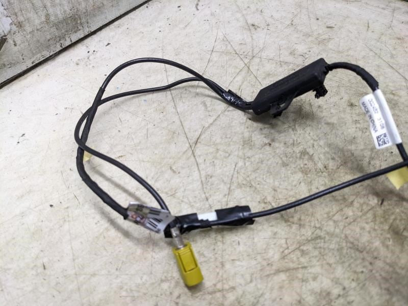 18-21 Ford Expedition Radio Antenna Signal Splitter Module Unit JL1T-19C181-AA