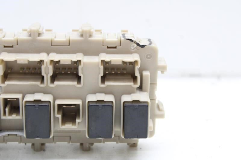 13-17 Nissan Pathfinder Cabin Fuse Relay Junction Block Box 243509NA0B OEM *ReaD - Alshned Auto Parts