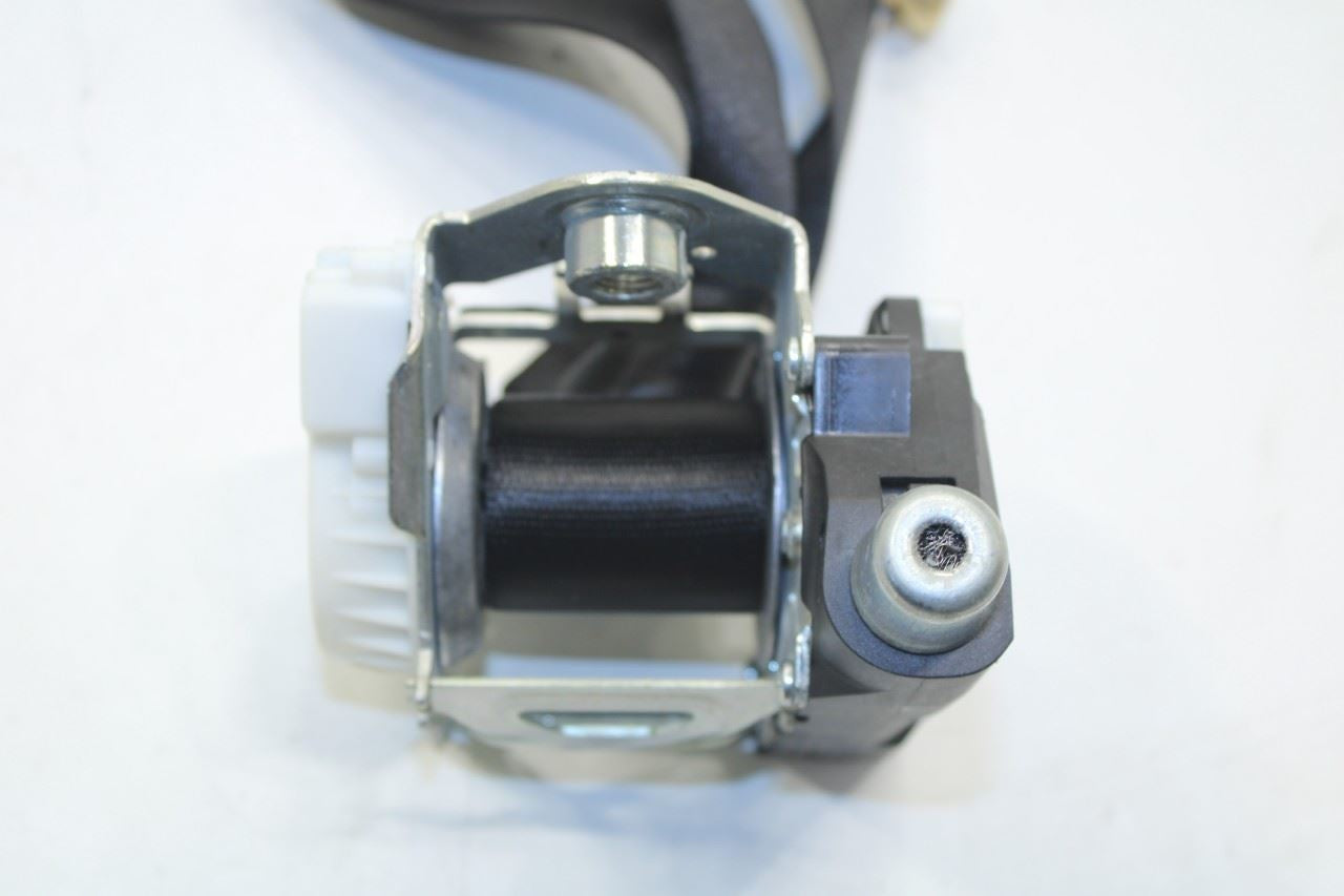10-16 Porsche Panamera 4 AWD Rear Right or Left Side 2nd Row Seat Belt Retractor - Alshned Auto Parts
