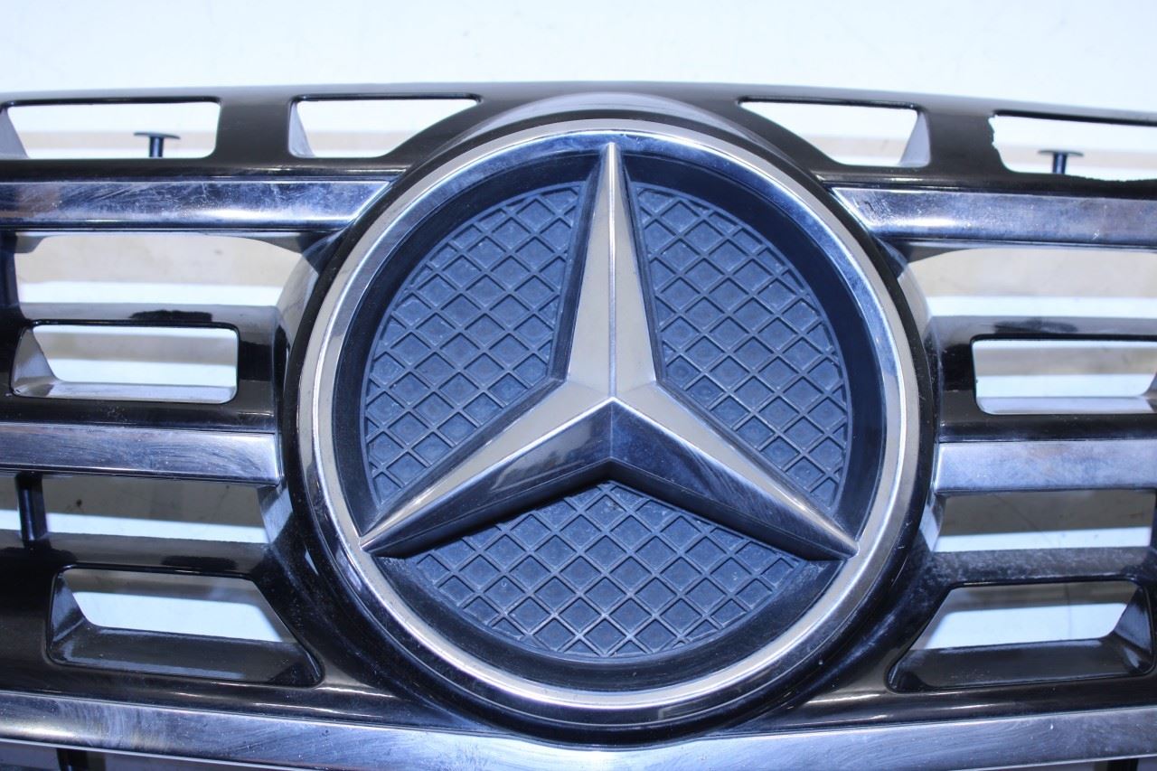 12-15 Mercedes-Benz ML350 Front Radiator Upper Grille 166-880-10-85-9040 *ReaD* - Alshned Auto Parts