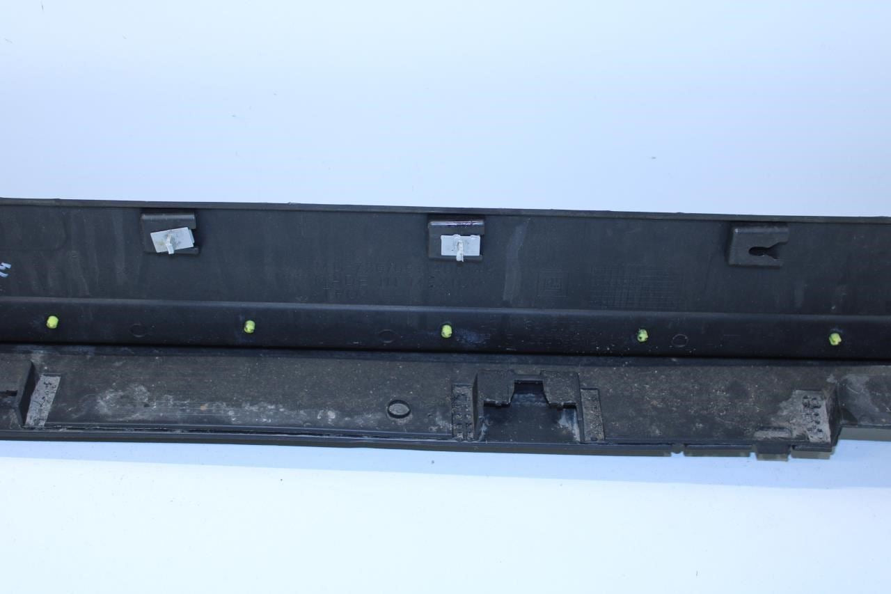 18-2024 Chevrolet Equinox LT Left Rocker Skirt Panel Guard Molding 84713653 OEM - Alshned Auto Parts
