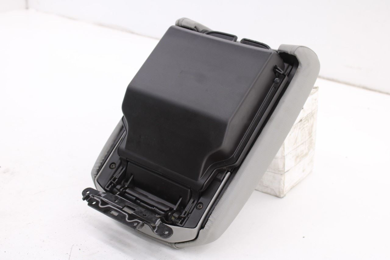 2017-2020 Acura MDX w/Tech Pkg Center Console Armrest Cover Lid 83405-TZ5-A12ZB9