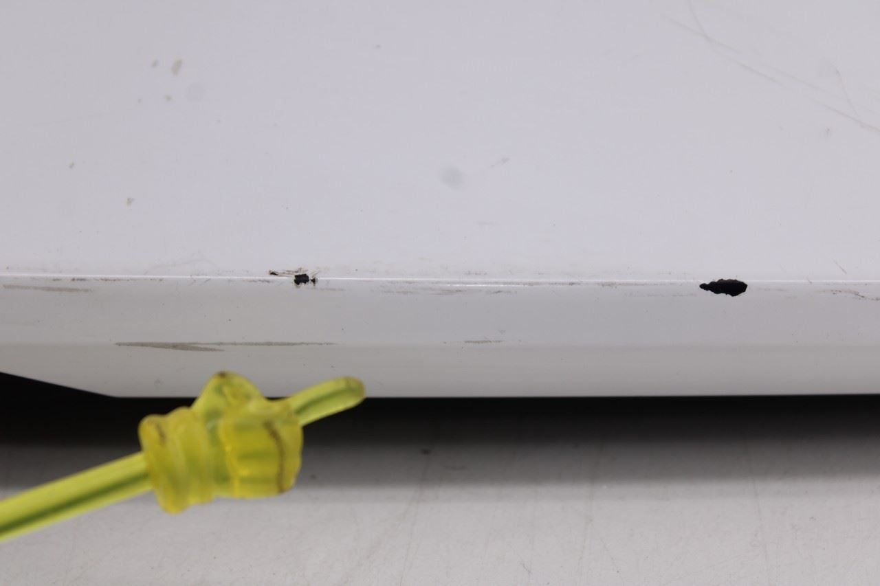 2018-2024 Chevrolet Equinox LT Rear Liftgate Upper Molding Spoiler Wing 8421185312