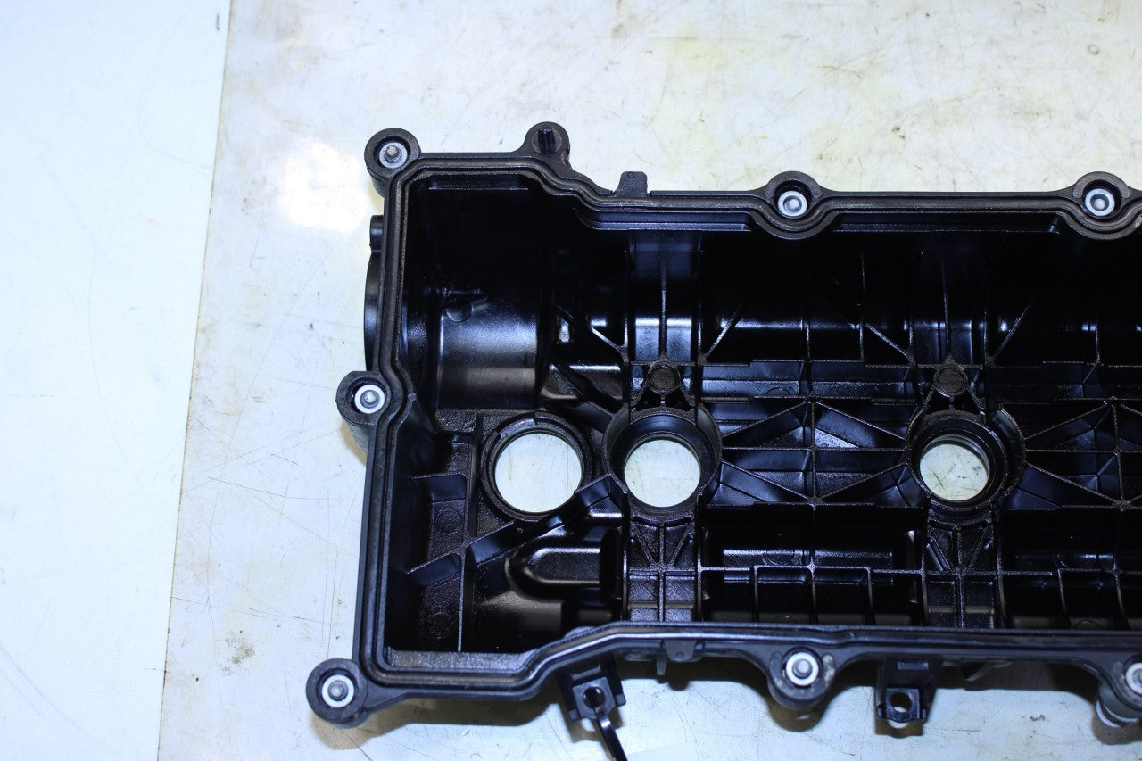 14-22 Jeep Cherokee 3.2L Right Side Engine Cylinder Head Valve Cover 05184068AJ - Alshned Auto Parts
