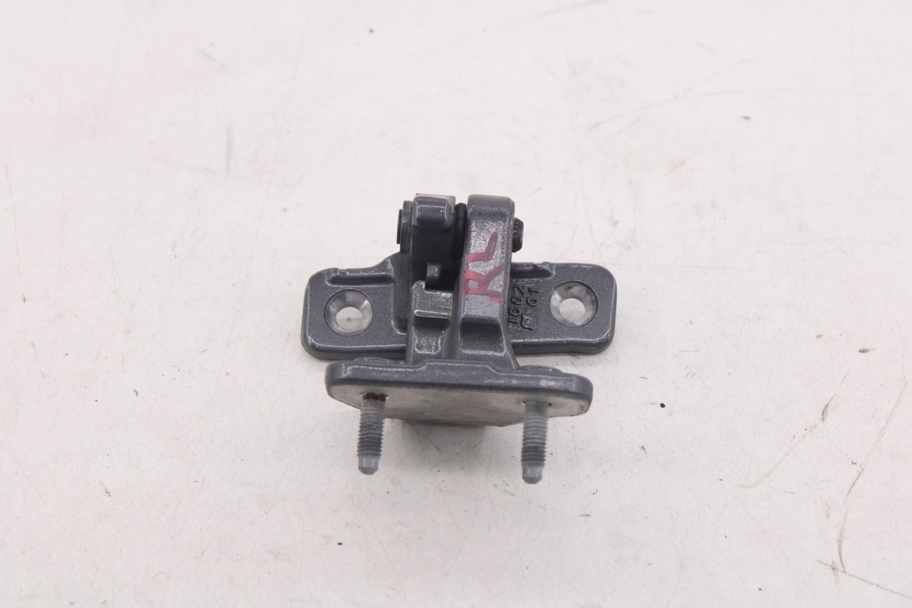 2015-21 Mercedes-Benz C300 4Matic Rear Left Side Door Hinge Upper and Lower Pair14