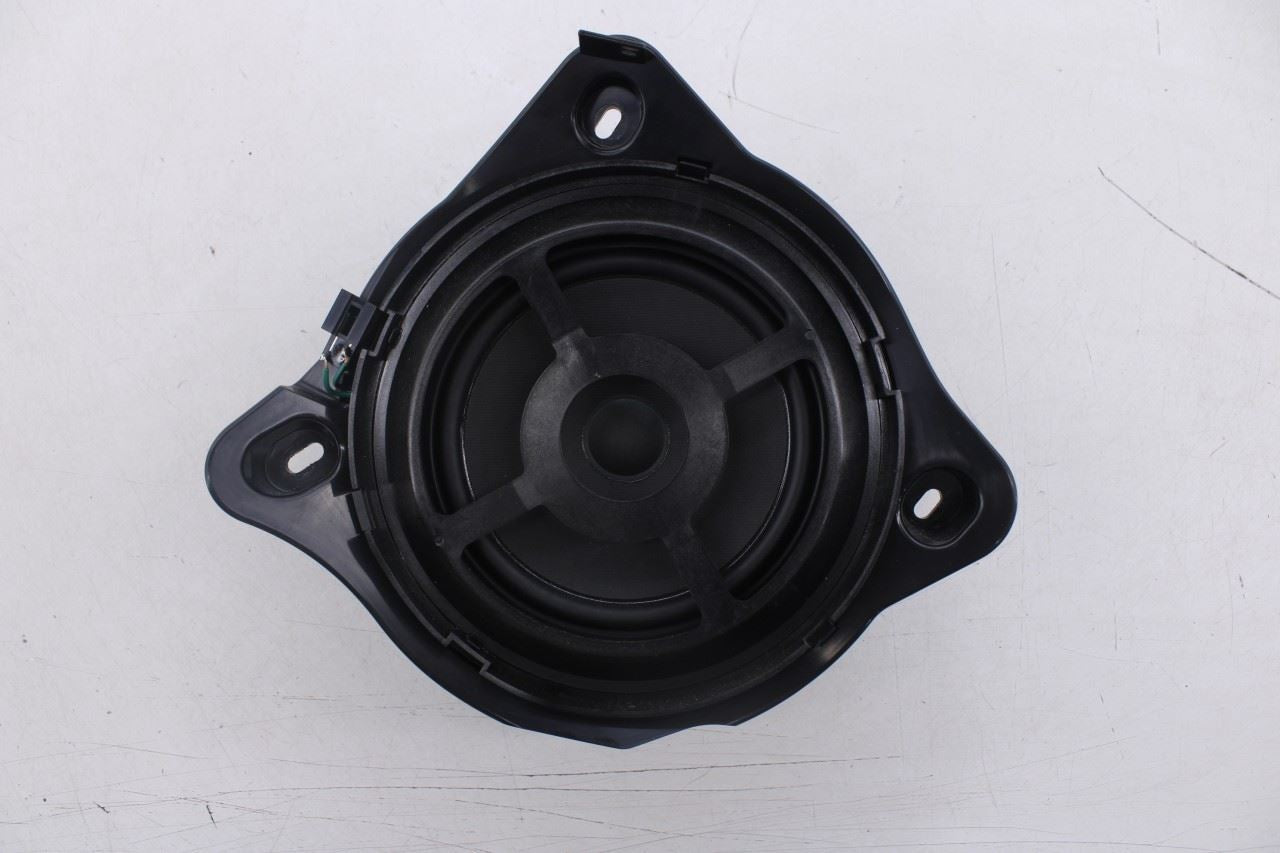 2015-2021 Mercedes-Benz C300 4Matic Front Right Under Dash Speaker 20582016027