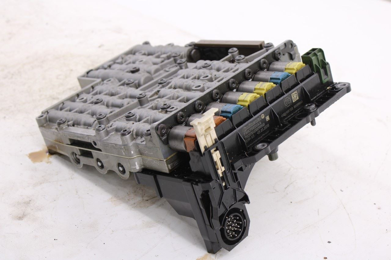 10-12 Land Rover Range Rover HSE 5L 6-Spd Auto Transmission Valve Body w Oil Pan7