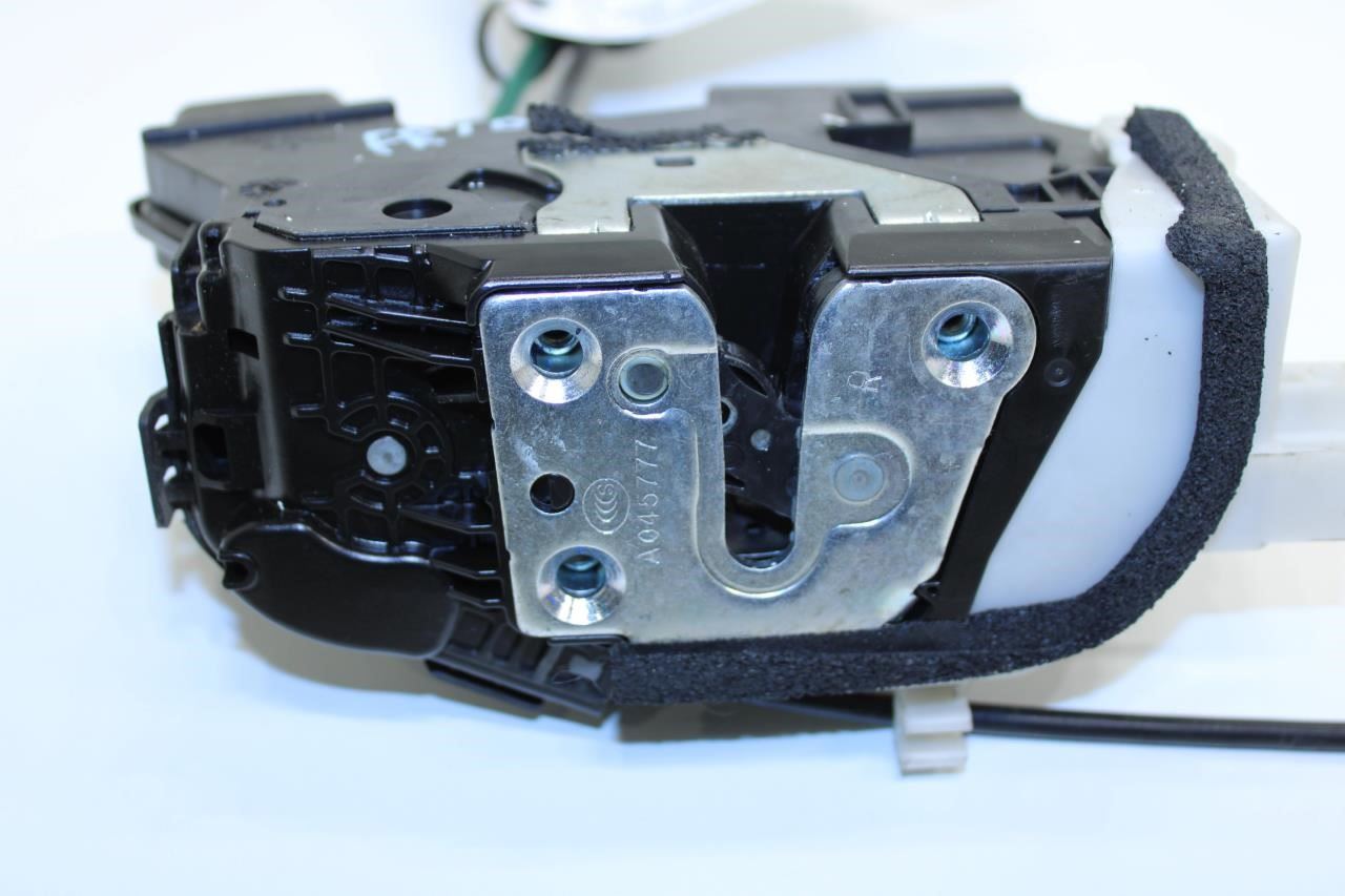 2009-2015 Kia Sorento Front Right Door Lock Latch Actuator 81320-2P020 OEM - Alshned Auto Parts