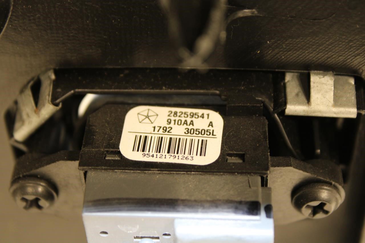 2011-2017 Jeep Wrangler Sahara Front Right Passenger Door Trim Panel 1QJ36DX9AF - Alshned Auto Parts