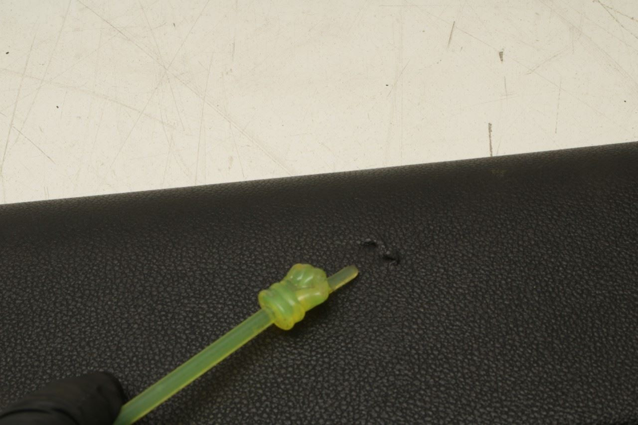 19-2020 Kia Optima LX Front Right Passenger Door Trim Panel 82302-D5150BKL *ReaD - Alshned Auto Parts