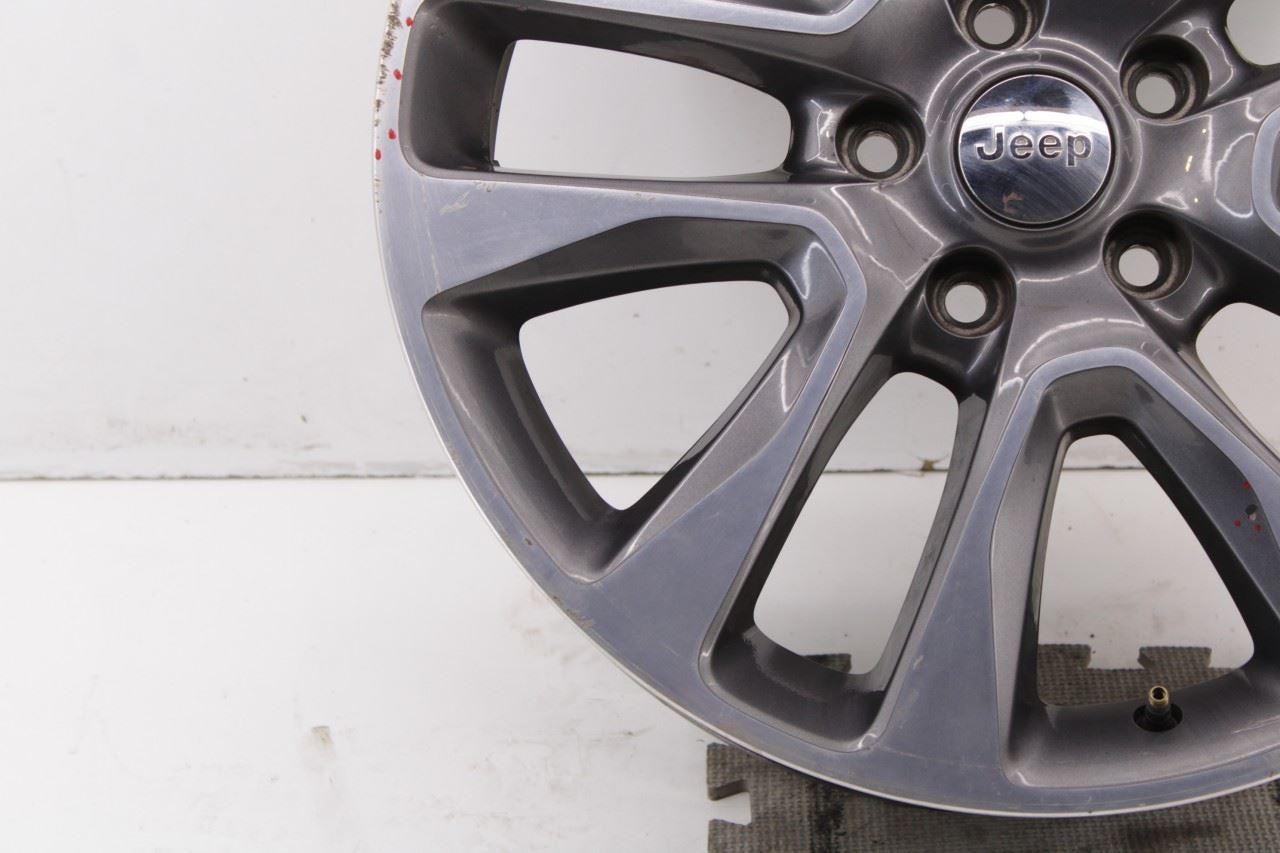 17-18 Jeep Grand Cherokee Aluminum Wheel R20x8J 5 V Spoke 5XL06TRMAA OEM *ReaD* - Alshned Auto Parts