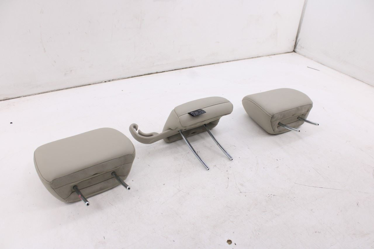 17-21 Subaru Impreza Limited Rear Right LH Side and Center 2nd Row Seat Headrest5