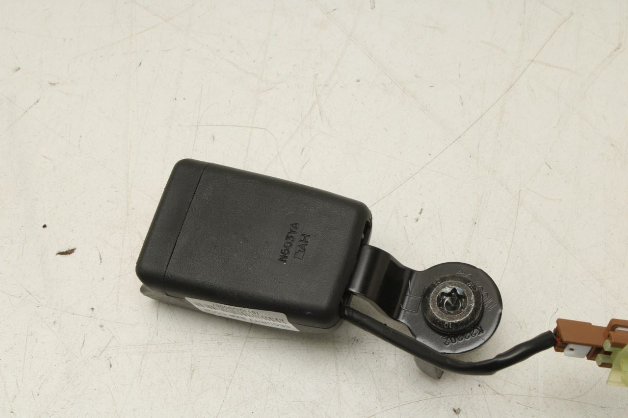 23-25 Kia Sportage Hybrid EX Rear Seat RH and LH 2nd Row Center Seat Belt Buckle - Alshned Auto Parts