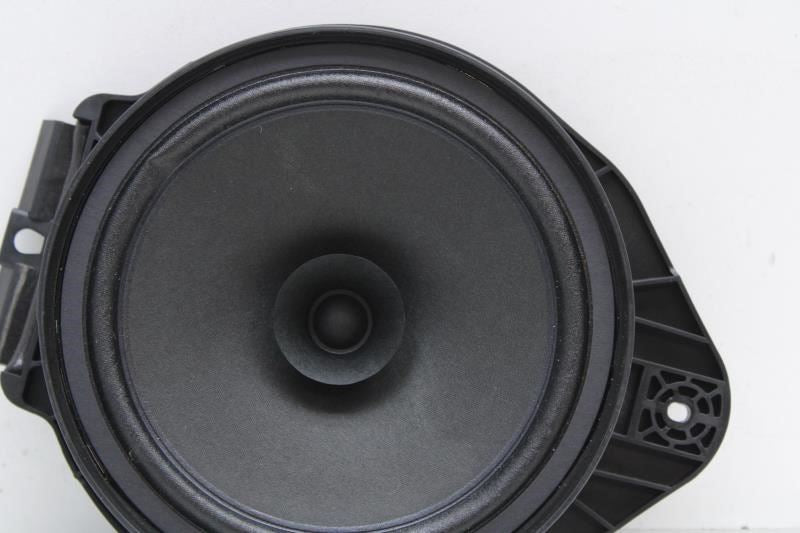 2024-2025 Chevrolet Trax Rear Right or Left Door Audio Speaker 42740080 OEM - Alshned Auto Parts